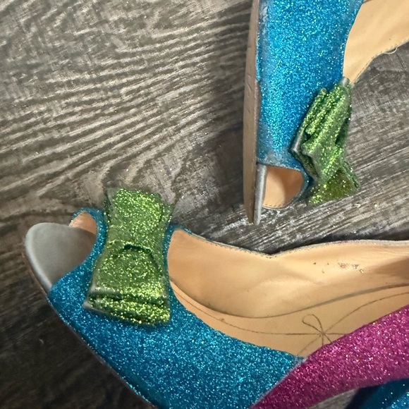 Pour La Victoire size 10 GUC some missing sparkles see pics- ultra glittery - Picture 9 of 16